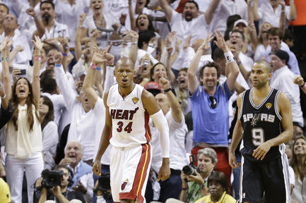 Ex-NBA star Ray Allen in town, reacts to Manila traffic