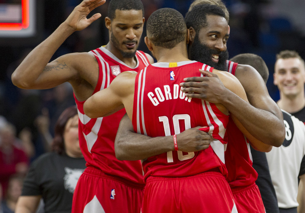 Rockets rally for 10th straight win, stun Wolves in OT