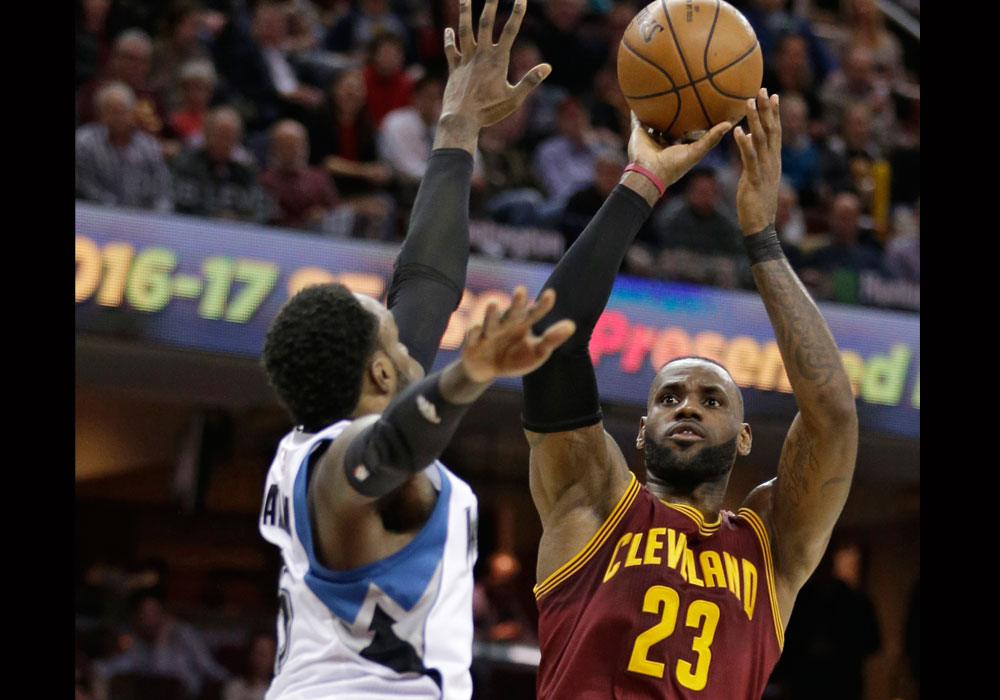 James, Irving pace Cavaliers in 125-97 rout of Timberwolves