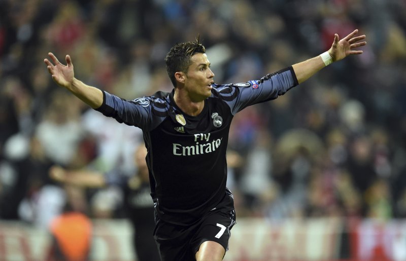 Cristiano Ronaldo wins UEFAâ��s best player in Europe award