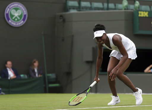 Discussing crash, Venus Williams sheds tears at Wimbledon 