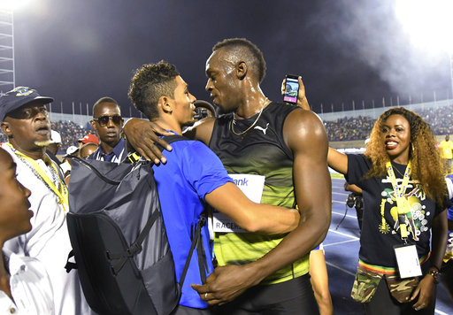 As Bolt nears end, Van Niekerk is track's great hope 