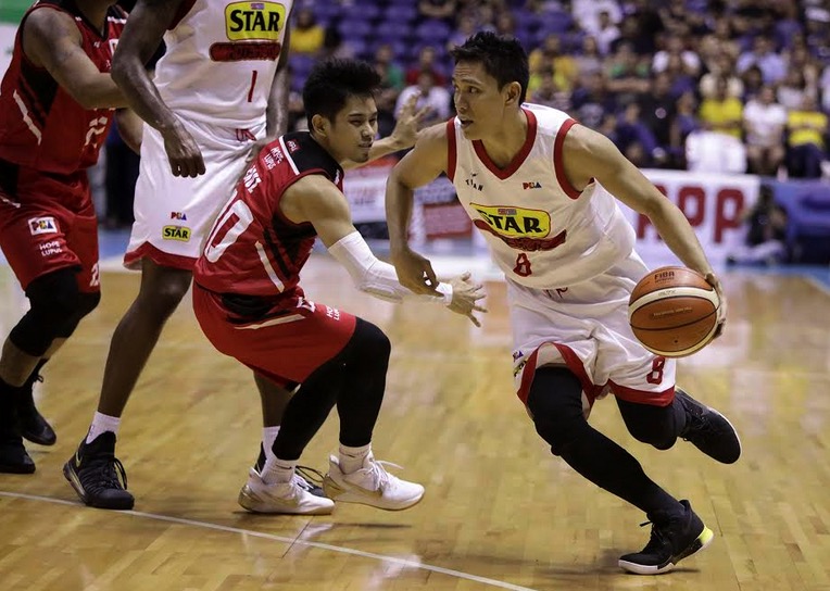 Simon flashes vintage form, tows Star past Blackwater