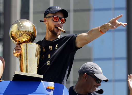 Stephen Curry, Warriors finalize $201 million, 5-year deal 