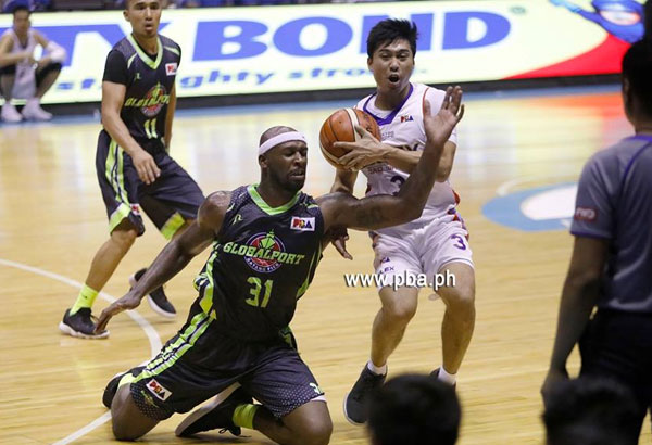 Tiongson shines with 1st PBA Player of the Week plum