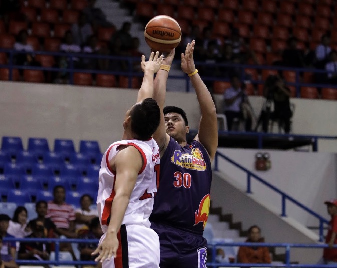 Painters keep Top 4 hopes alive, rout Aces