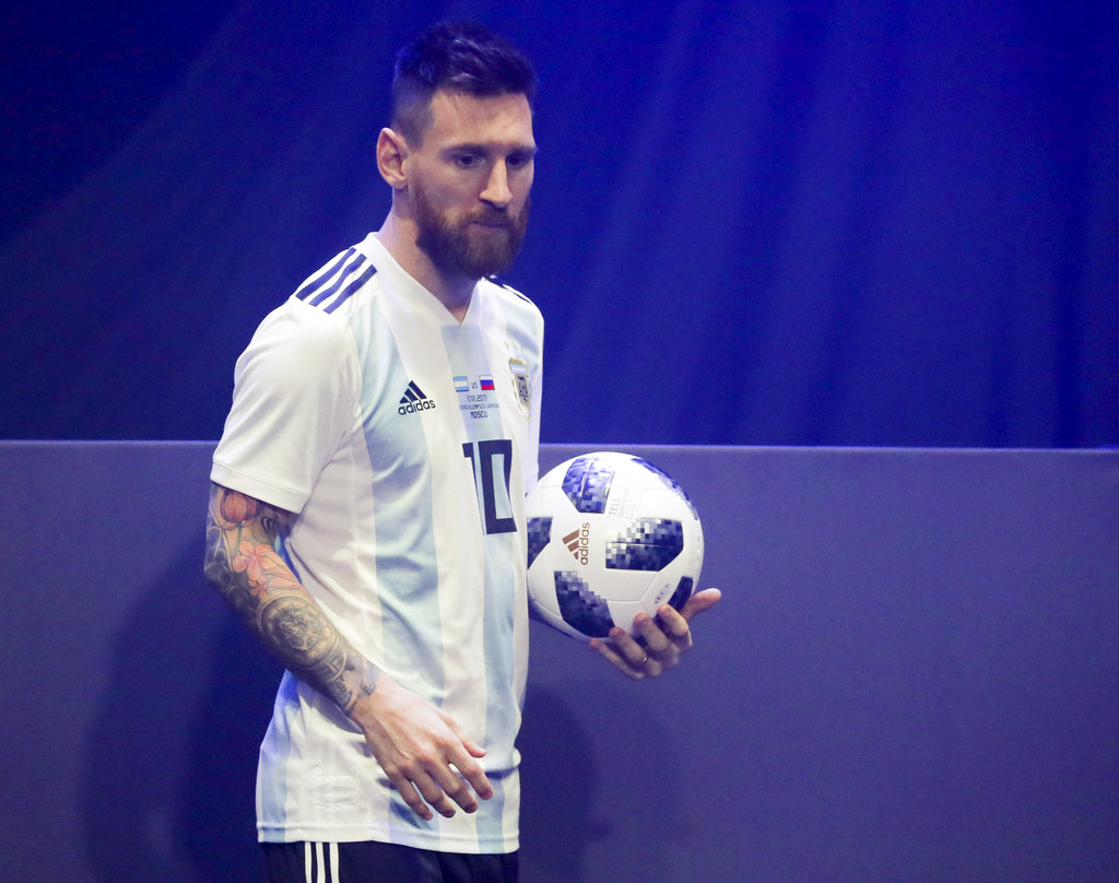 Messi presents World Cup 2018 ball in Moscow