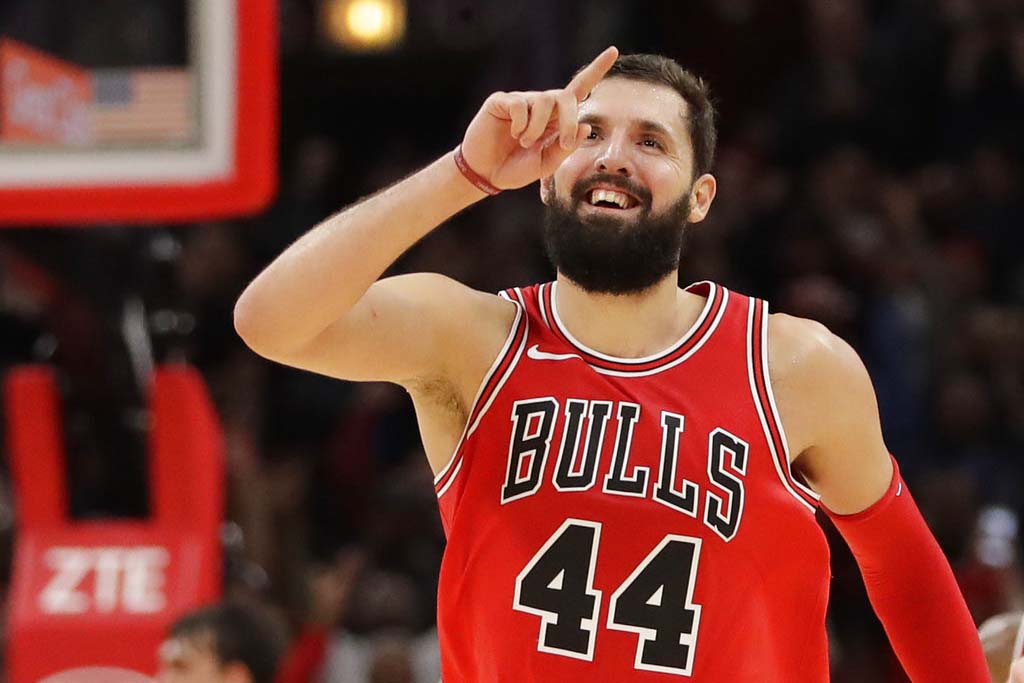 Mirotic's return sparks Bulls to 6-game win streak