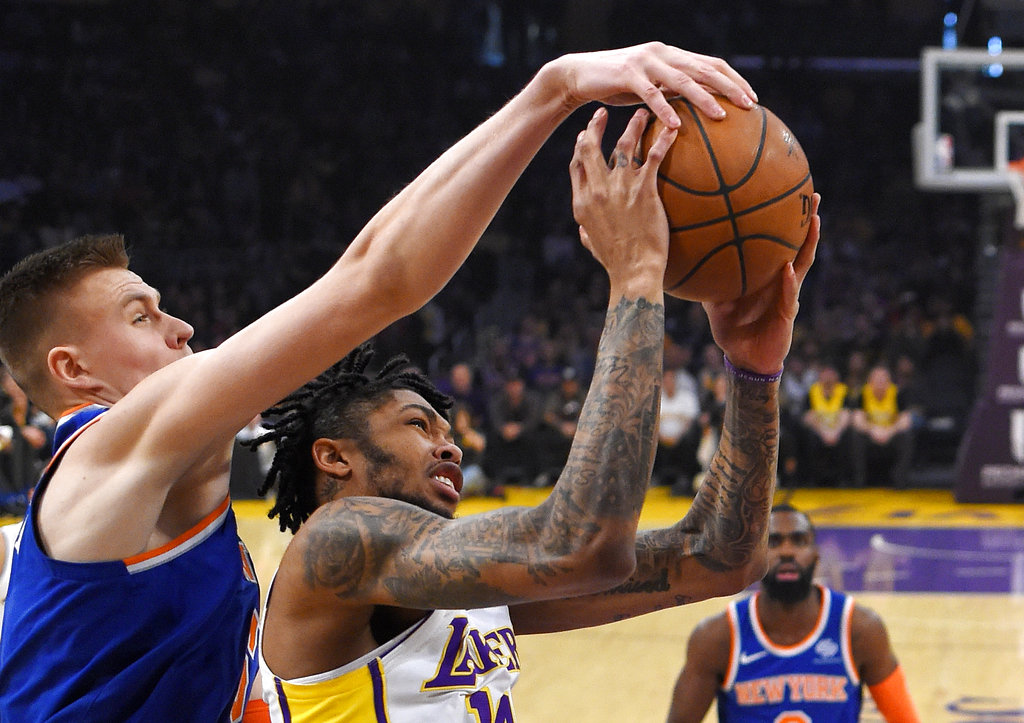 Lakers run past Knicks late for 6th win in 8, 127-107
