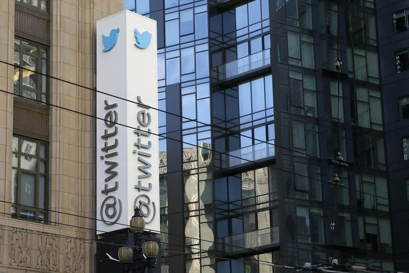 Twitter makes money for first time ever, but problems remain  