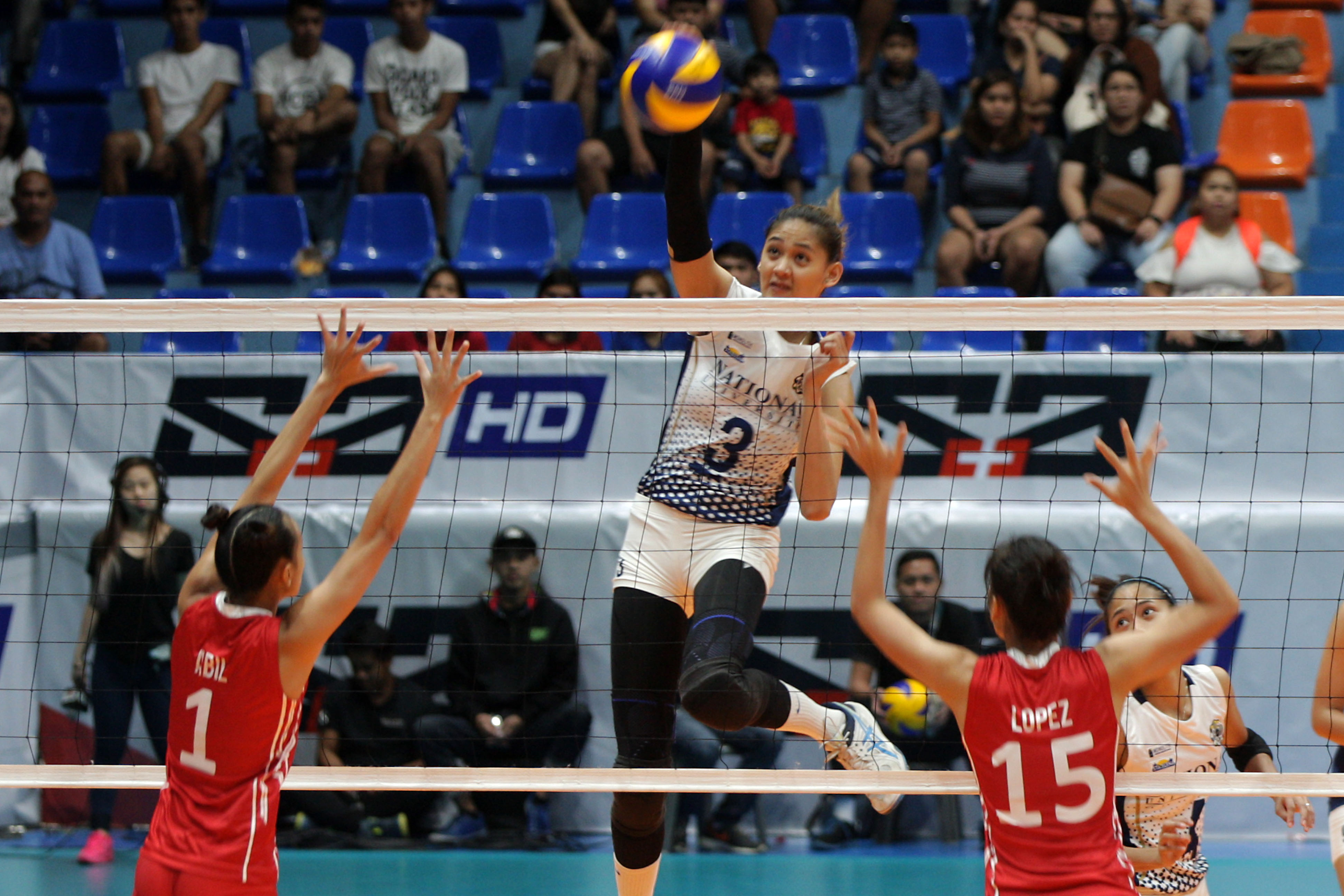 Santiago anchoring undefeated NU, earns UAAP Player of the Week citation