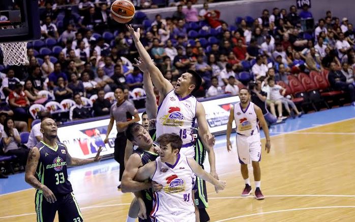 Hotshots rally to rout Batang Pier | Philstar.com