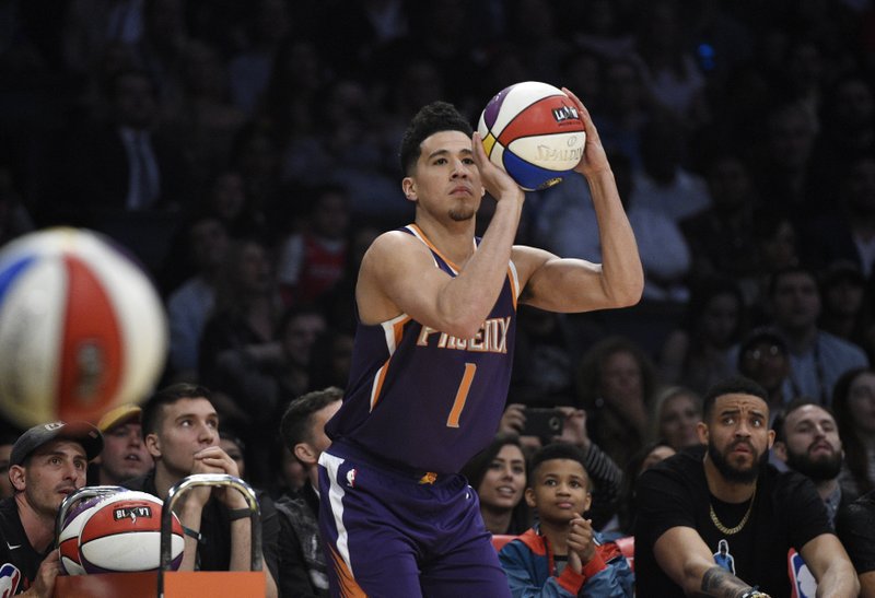 Suns' Booker cops 3-point title via historic shooting