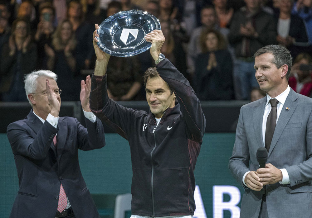 Federer overpowers Dimitrov to win 97th career title