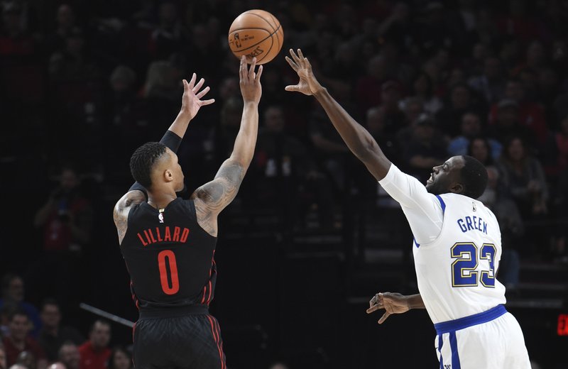 Blazers torch Warriors for 9th straight win