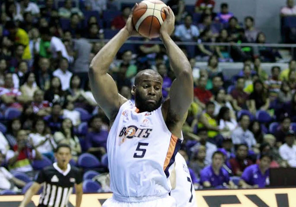Bolts re-sign Onuaku as import for PBA Commissioner's Cup