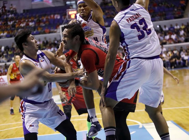 Hotshots rally from 20 points, stun Beermen to take Game 1