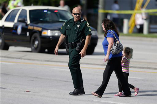 1 child dead, 14 hurt in Florida day care crash