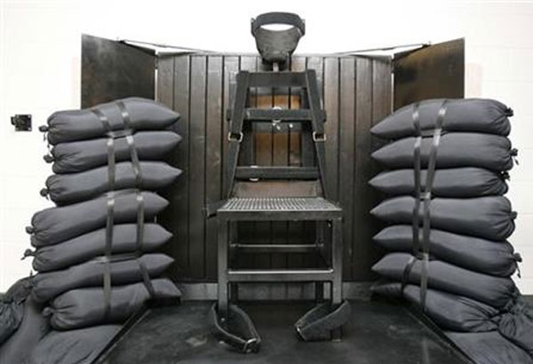 Utah governor gets hundreds of letters on firing-squad bill