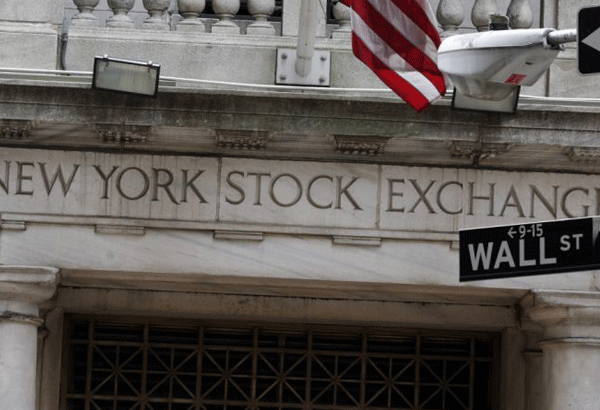 Banks lead stock surge as investors hope for regulation cuts