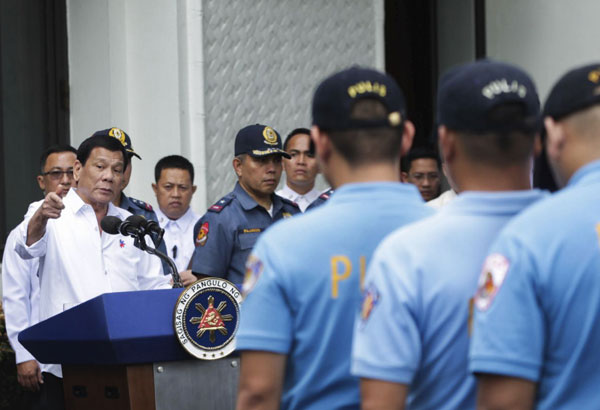 Duterte to sack 90 gangster cops for corruption  