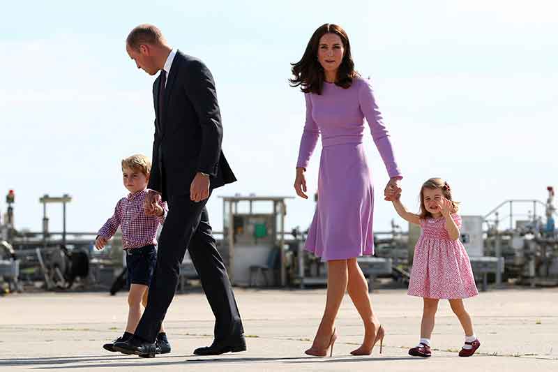 Palace announces Prince William, Kate expecting third child