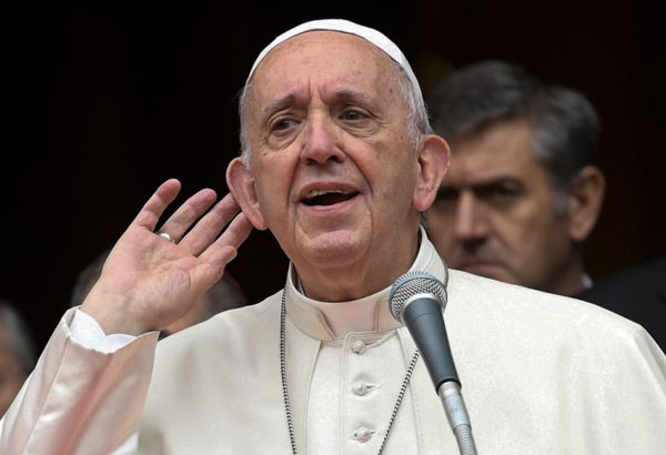 Pope presses migrant campaign, urges leaders to work for all