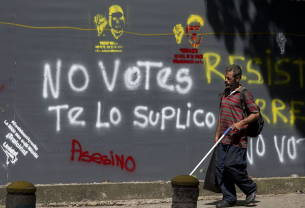 Venezuela leader urges vote to show 'democracy'