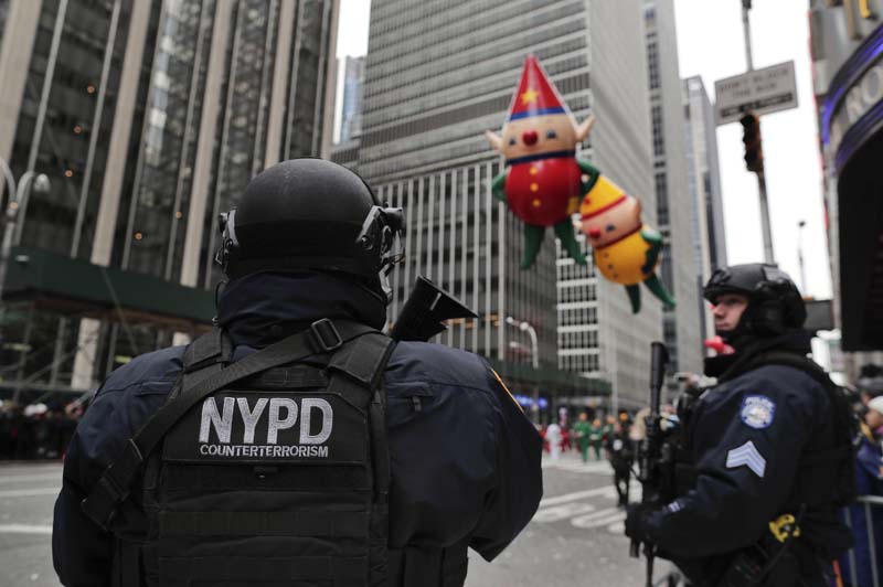 In terror-wary NYC, security tight for Thanksgiving parade