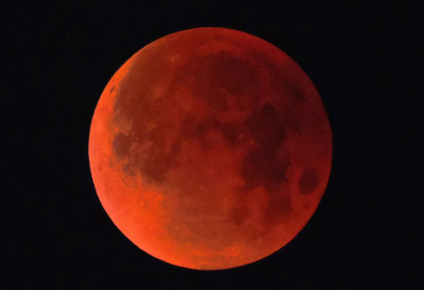 Lunar Showstopper: 1st super blue blood moon in 35 years