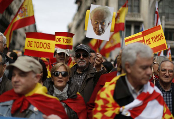 Spanish unionist rally mocks Catalan separatist movement