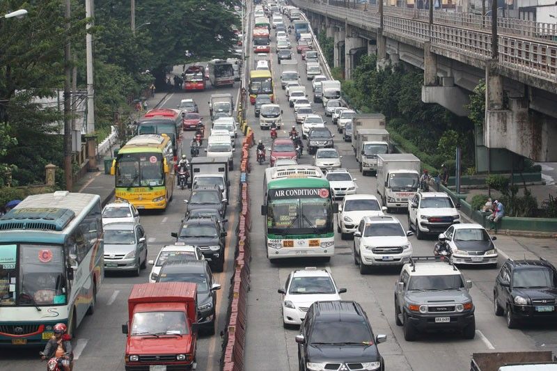 Coding lifted for Christmas, New Year holidays â�� MMDA