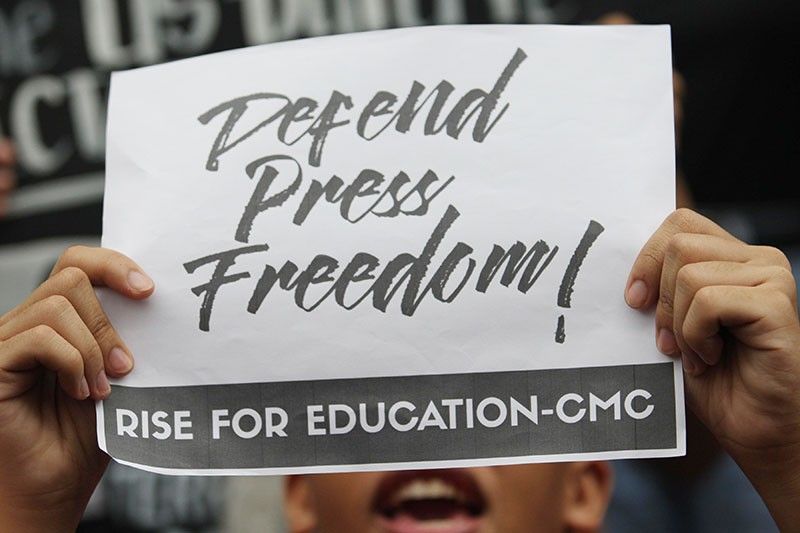 Filipino journalists identify poor wages, cyber attacks as key threats â�� report