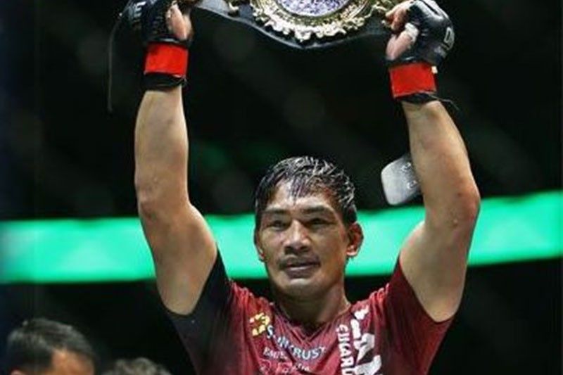 Folayang magdedepensa kay Aoki; Johnson at Alvarez lalaban sa ONE