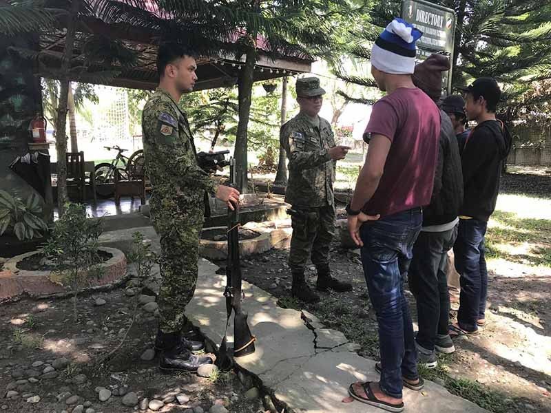 4 alleged NPA rebels surrender on Christmas Eve