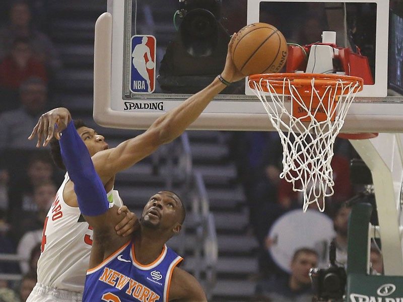 Antetokounmpo paces Bucks past Knicks to home-and-home sweep