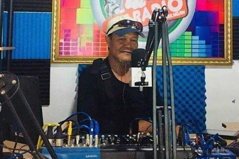 Negros Oriental broadcaster running for councilor shot dead