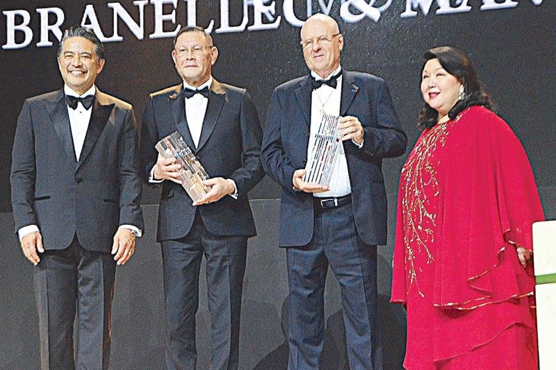 (From left) Dr. Randy Francisco, Diamond Award recipients Jewelmer group chairman Manuel Cojuangco and group president and CEO Jacques Branellec with Tatler managing director Irene Martel Francisco.