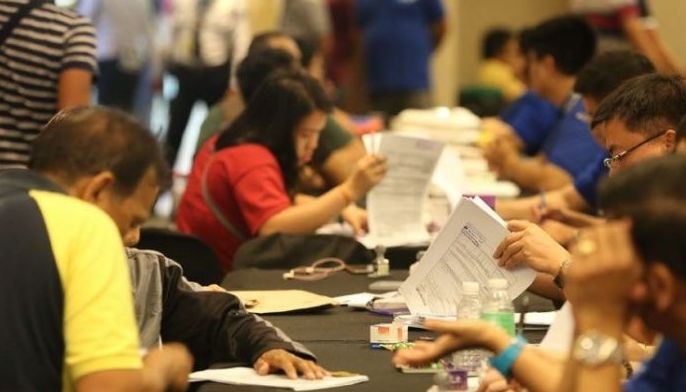 Teachers slam  delay in salary  adjustment  for gov&rsquo;t workers