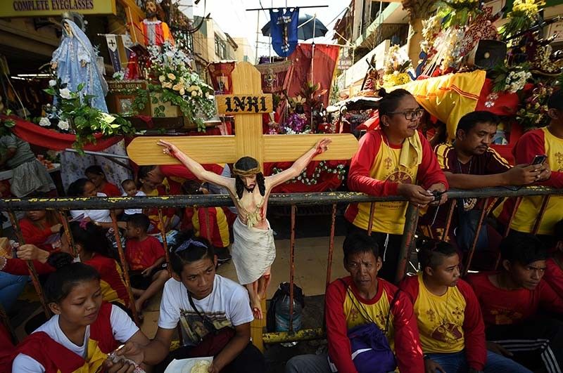 MMDA to put up security barriers along â��Traslacionâ�� route