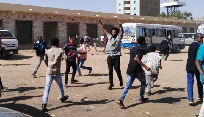 Sudan police fire tear gas as protesters press on with demos