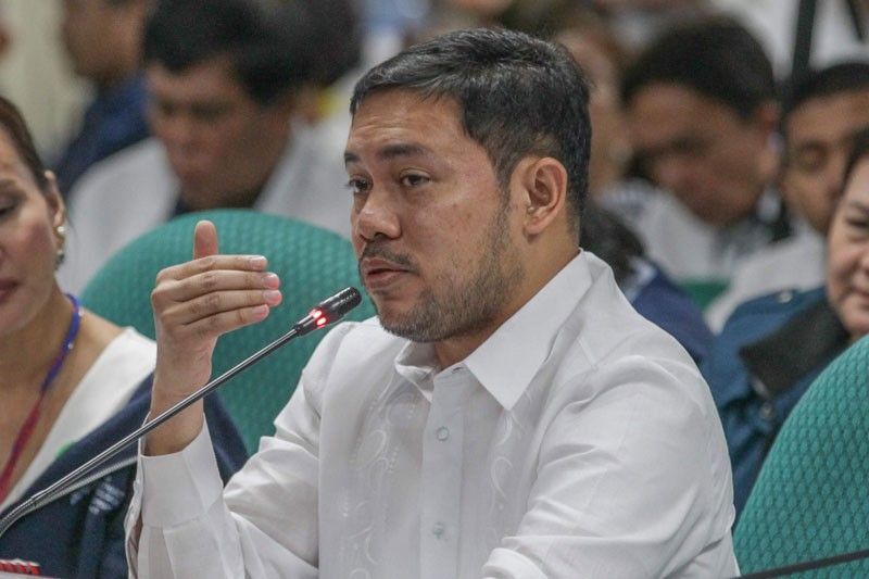 Mark Villar cites DPWHâ��s accomplishments