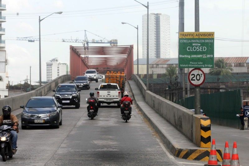 Rockwell Bridge off-limits starting Saturday