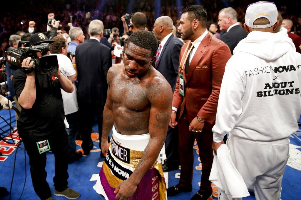 Broner cries robbery: â��Everyone knows I beat Pacquiaoâ��