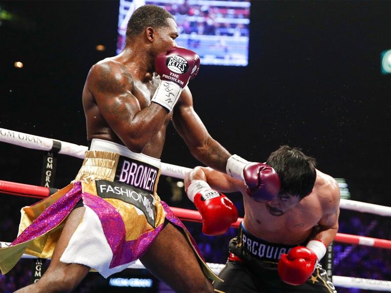 Pacquiao suffers eye injury in Broner fight