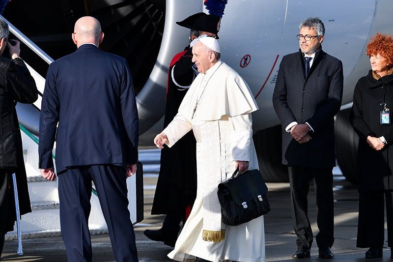 Pope Francis announces Japan visit in November