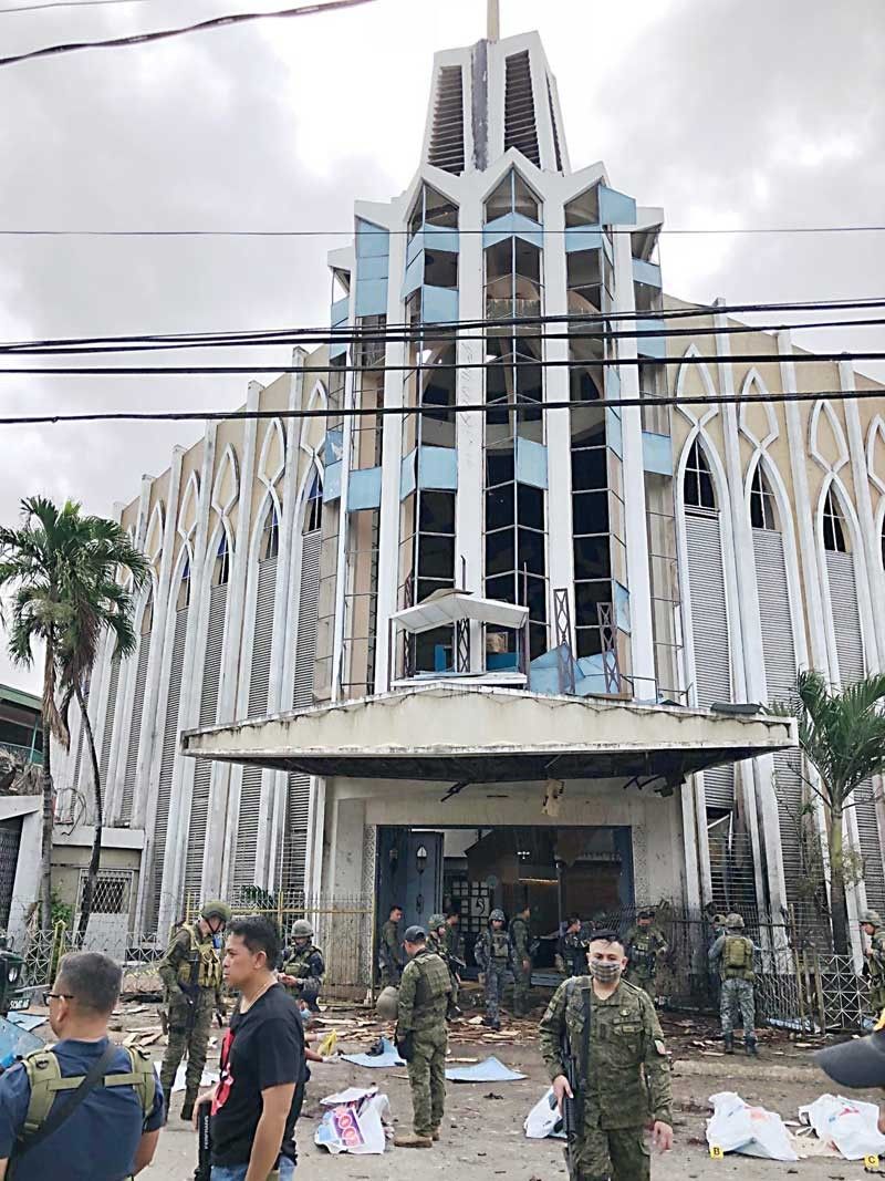 Sulu cathedral bombed; 20 killed, over 80 wounded in Sunday mass