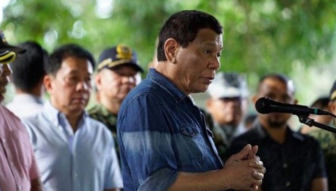Duterte says he will fire 2 DAR officials
