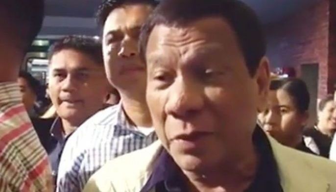 Digong nanguna sa panonood ng Bato!