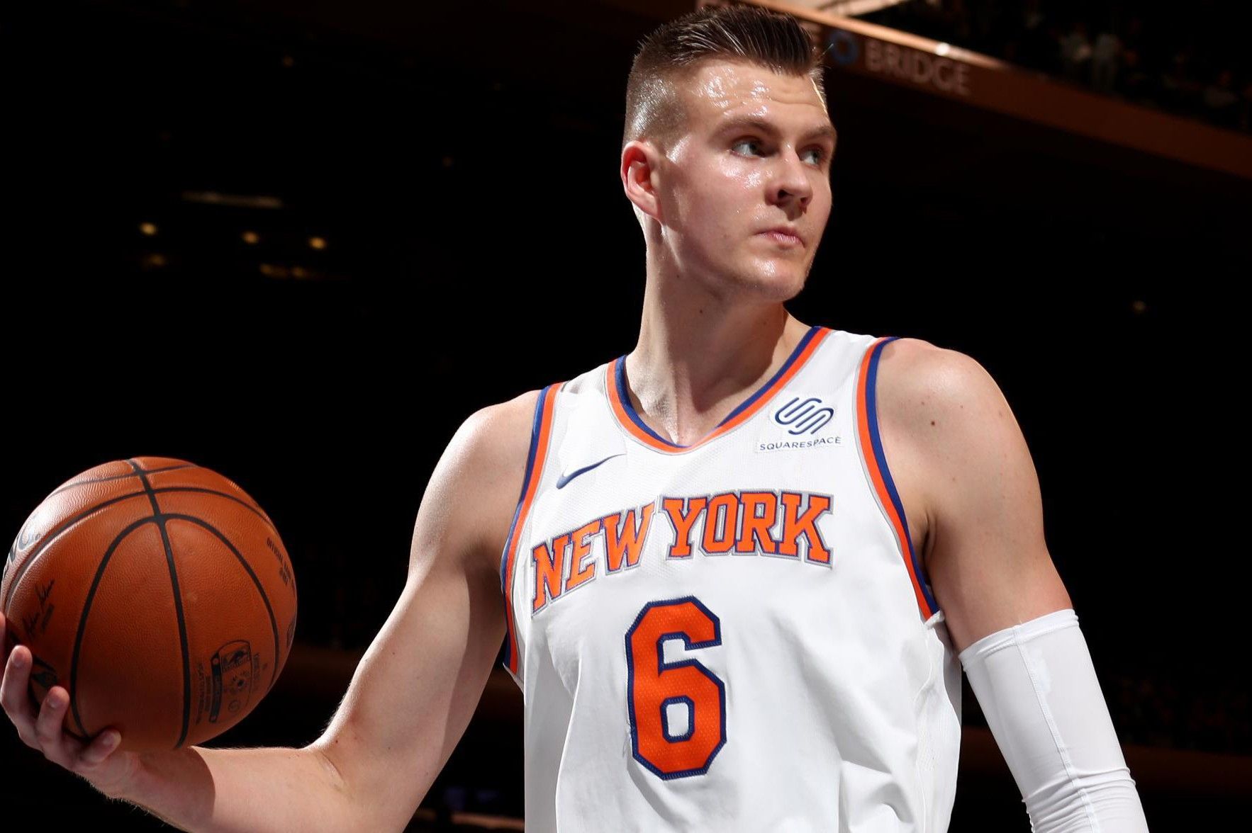 Knicks trade Porzingis to Mavericks in multi-player deal